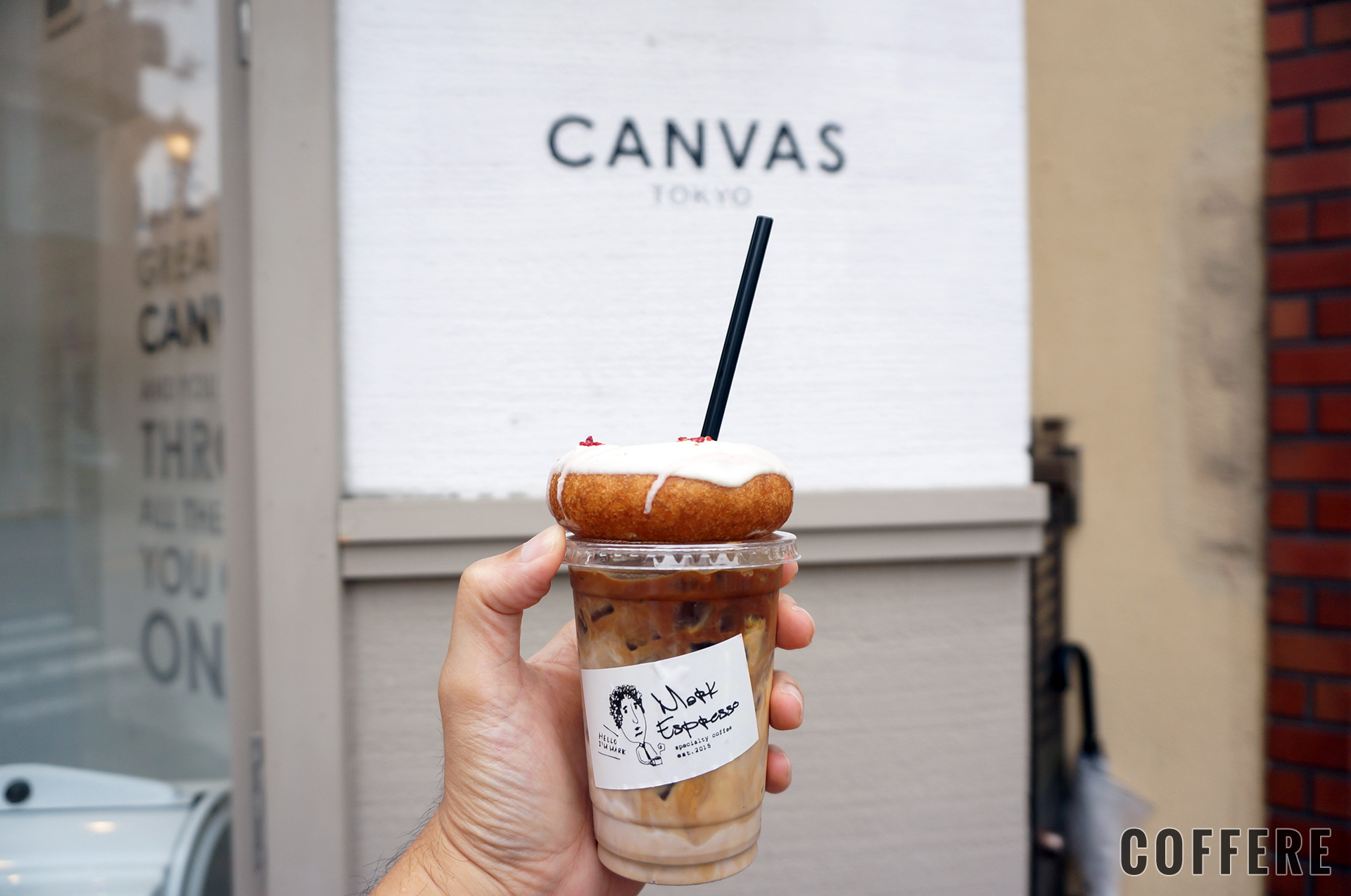 CANVAS TOKYOのアイスラテ+nicoドーナツ